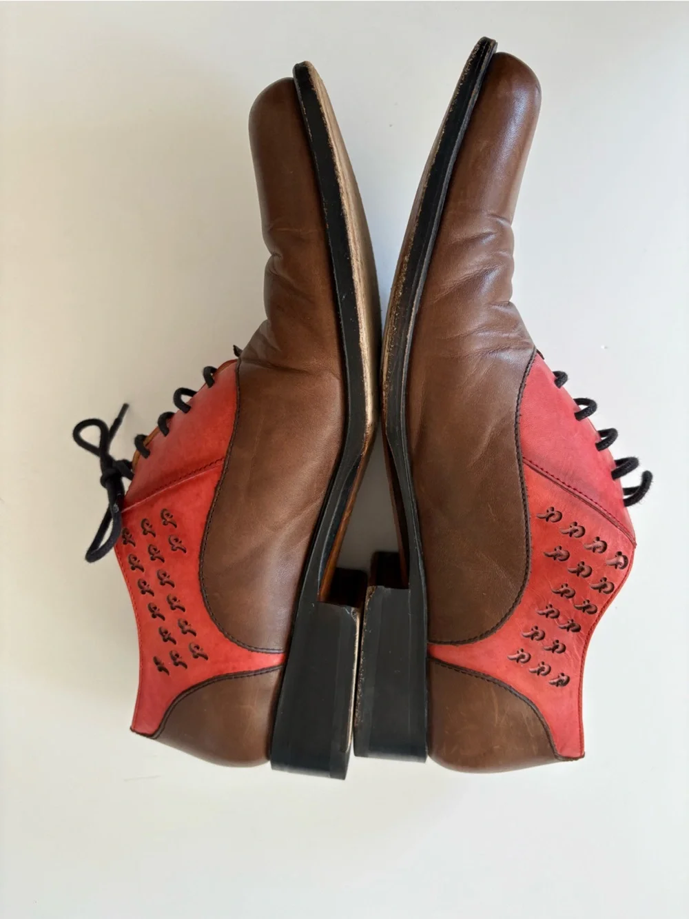 John Fluevog || Twin Turbines 211‎ Carrall Street Oxfords Red Brown